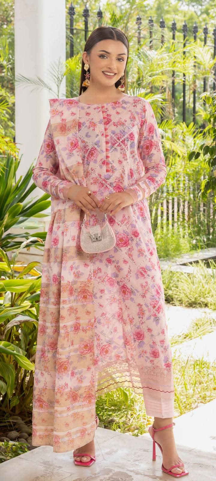 • GULJRR FAREEN – Crafted for the Modern, Elegant You