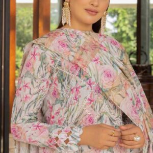 •  GULJRR FAREEN – Where Style Meets Authenticity