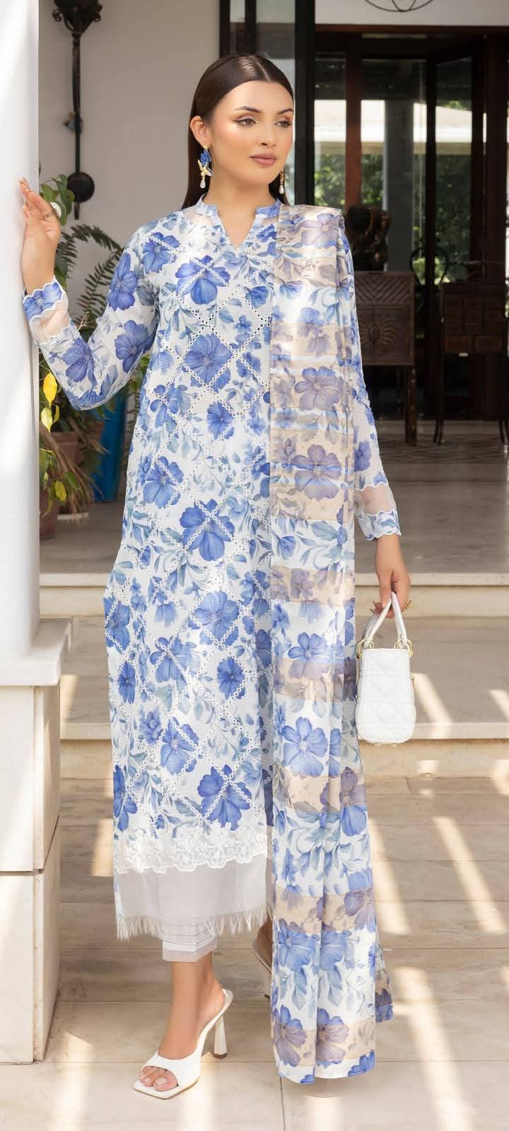 • GULJRR FAREEN – Discover the Beauty of True Pakistani Fabric - Image 3