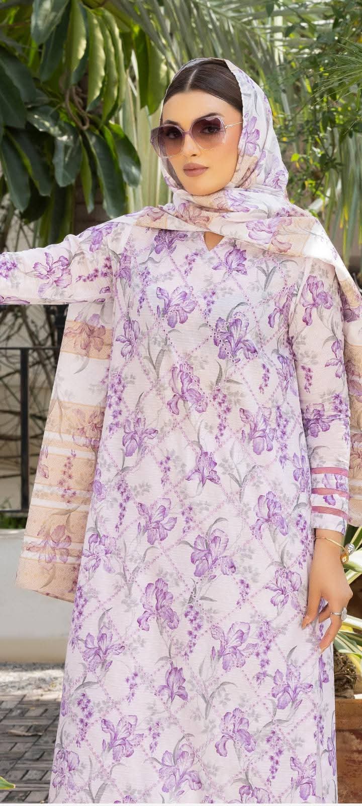 • GULJRR FAREEN – Your Trusted Pakistani Fashion House - Image 4